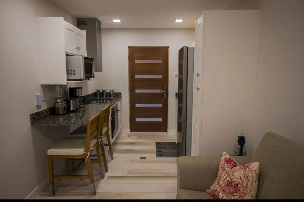 Boucan One Bedroom Units — photograph 3