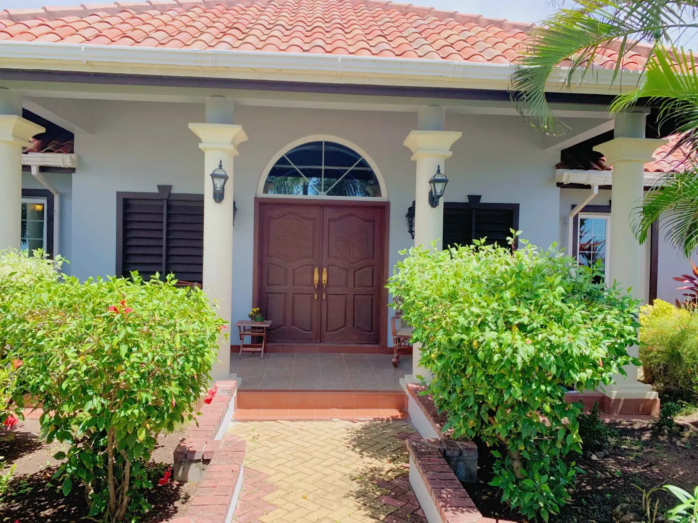 Coral View Villa — photograph 2